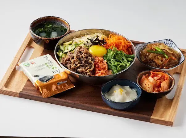 【初虎 韓式小食堂】醬燒牛肉拌飯定食 限桃園A19自取