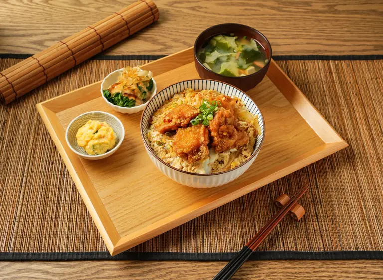 (主)【和洋食事】玉子丼唐揚雞蓋飯定食