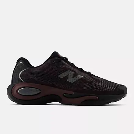 【New Balance】男款 AC Runner 櫻桃紅皮革 與 黑 MACR1817#9-9