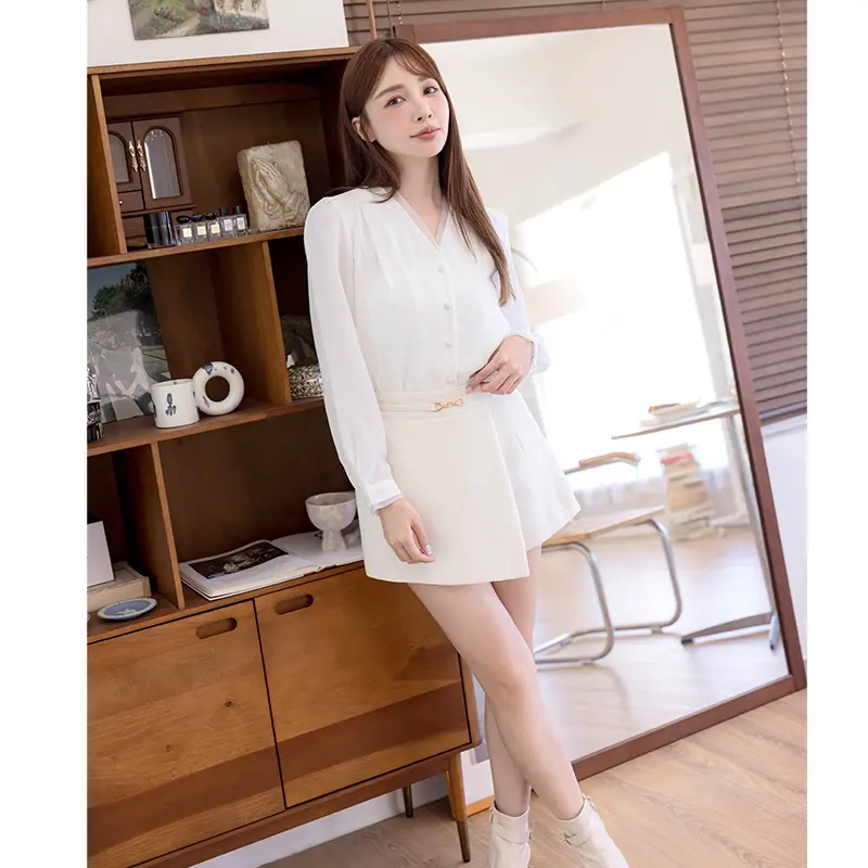 【HOME SHOP】HS 透紗V領雪紡上衣 白色#M-M