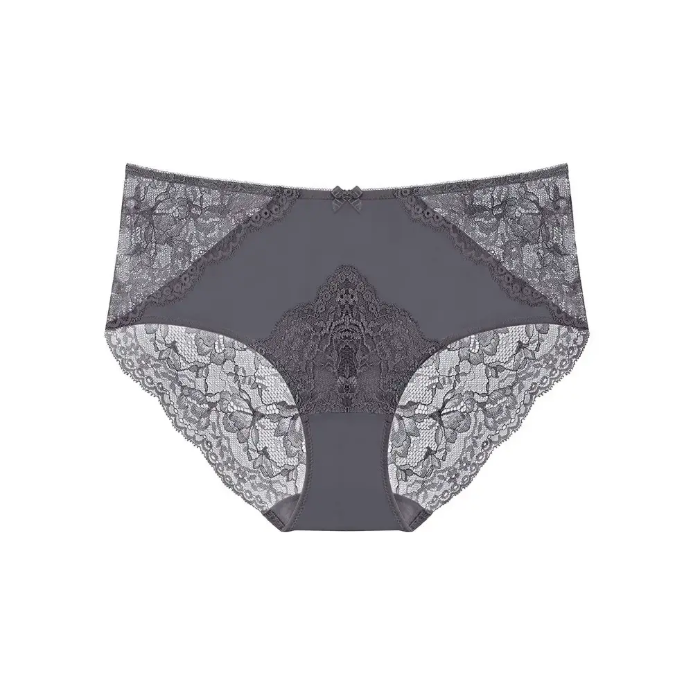 【黛安芬】自然優雅系列 蕾絲無痕中腰平口內褲 M-EEL ｜87-2014 DK 柔霧灰-M